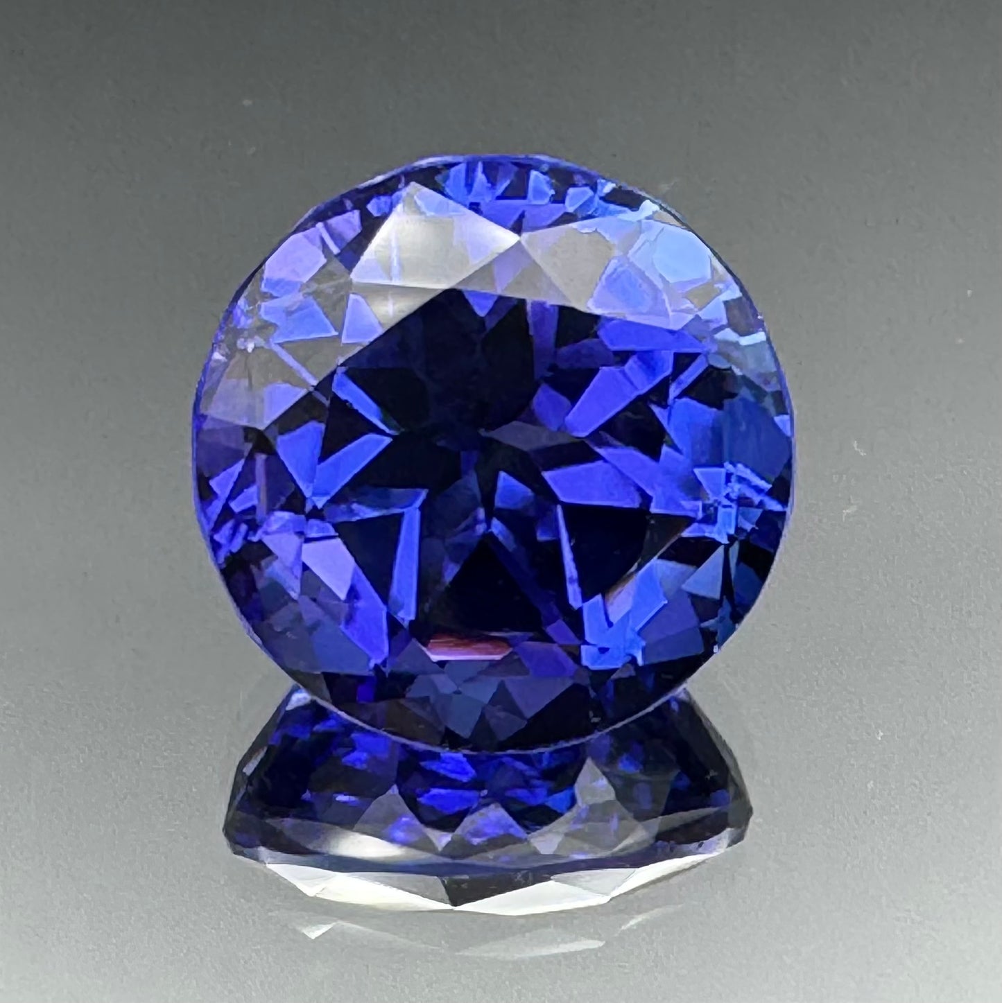 LUNAR nr.1 Tanzanite