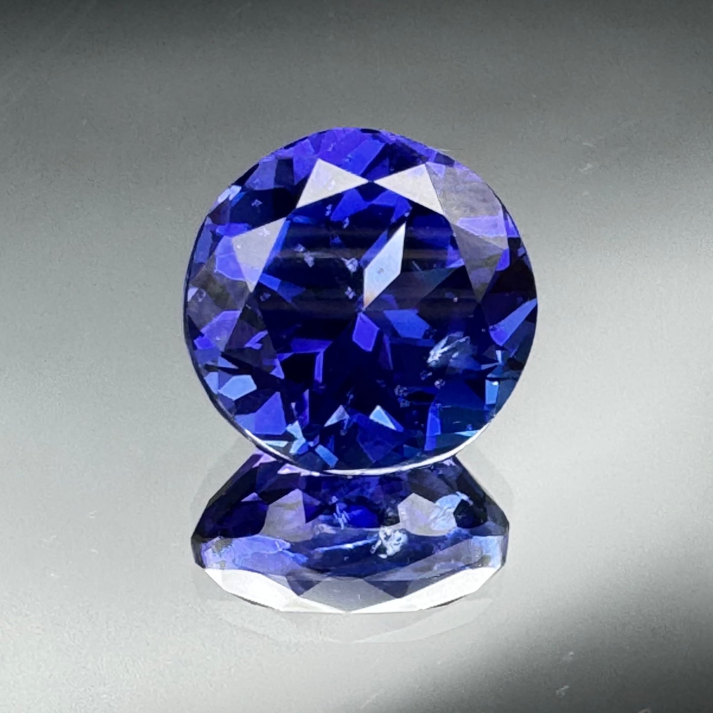 LUNA nr.8 Tanzanite