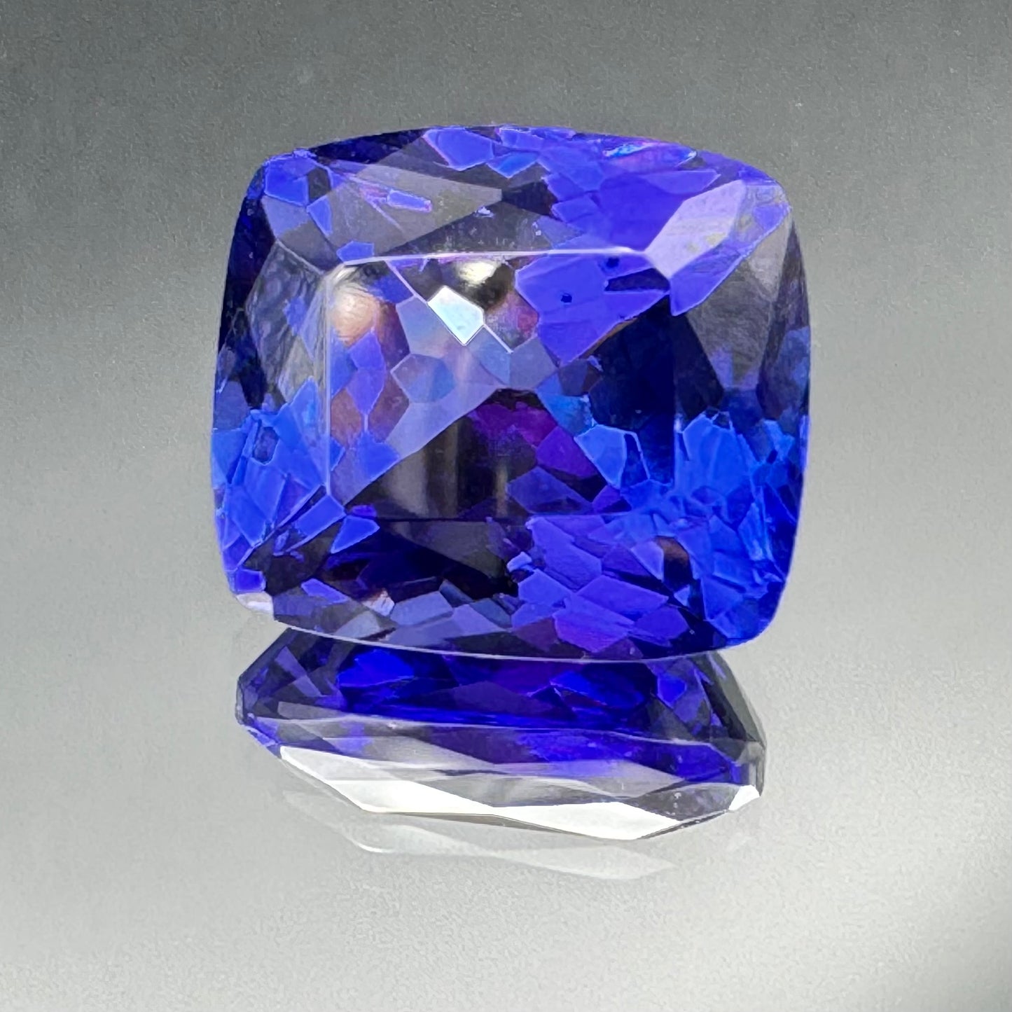 ODYSSEY nr.5 Tanzanite