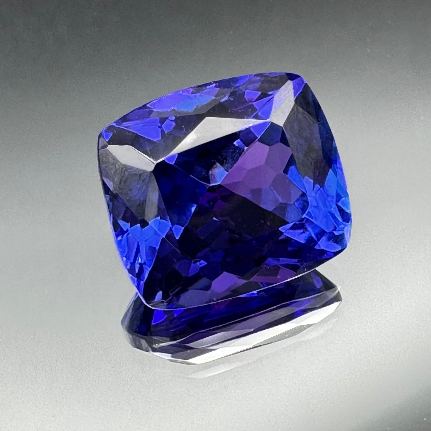 ODYSSEY nr.5 Tanzanite