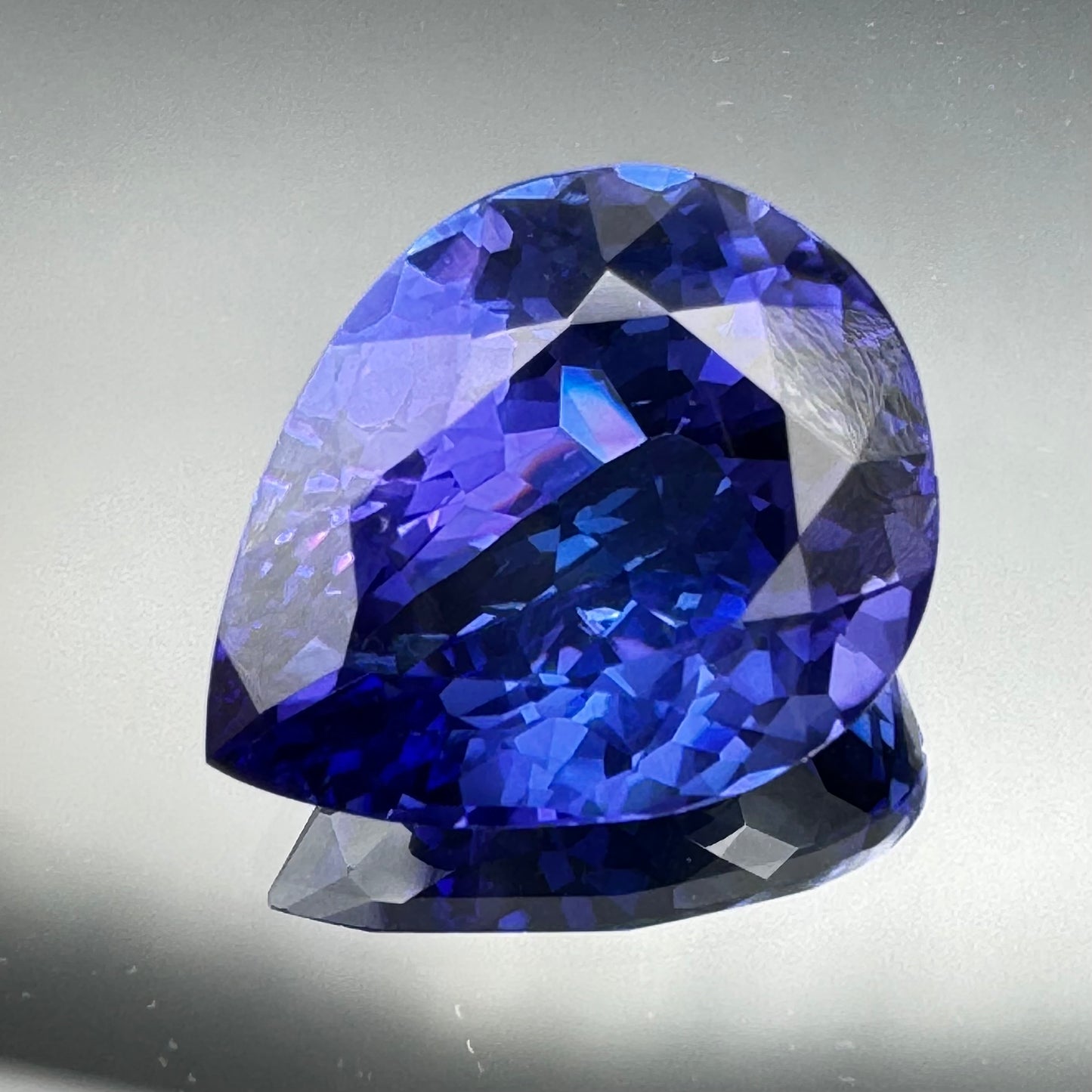 SOLSTICE nr.7 Tanzanite