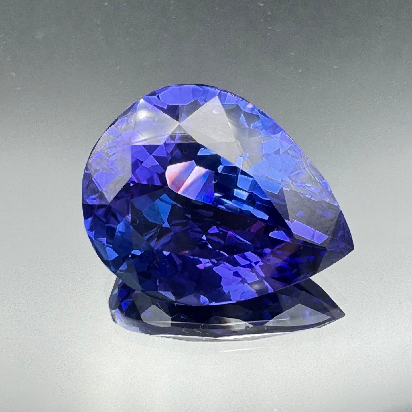 SOLSTICE nr.7 Tanzanite
