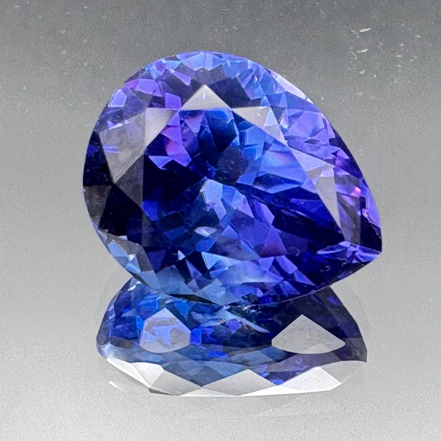 SOLSTICE nr.6 Tanzanite
